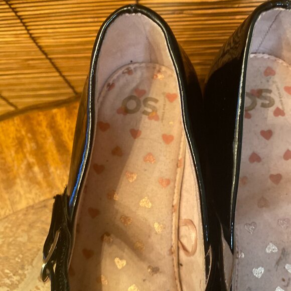 SO Girls Patent Leather Mary Jane with Sparkle Heel Size 5 EUC - Picture 2 of 6